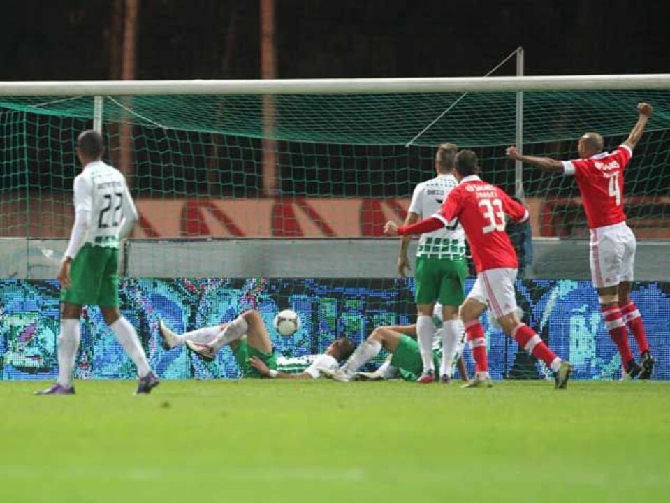 Carrossel que desgasta