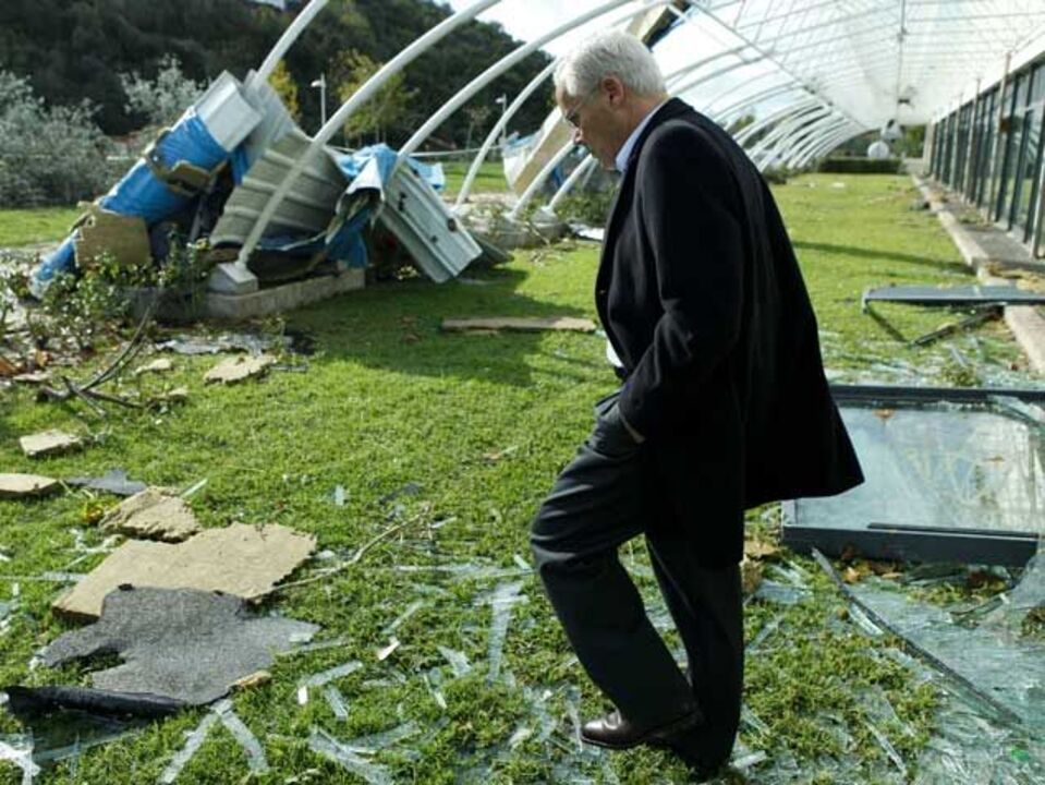 Miguel Macedo promete apoio "dentro das possibilidades"