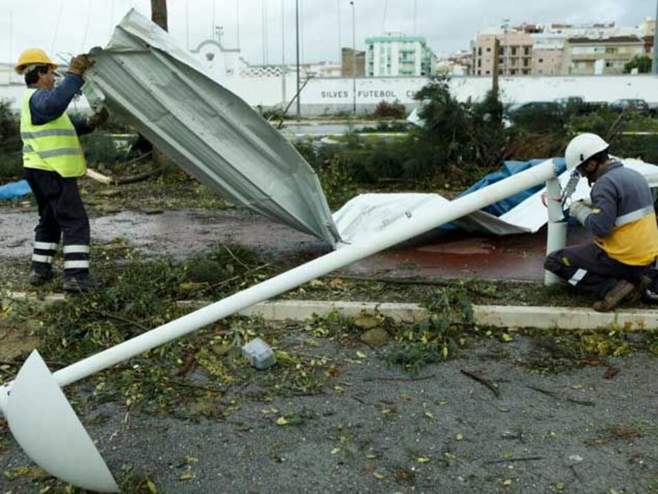 Eletricidade totalmente restabelecida no Algarve