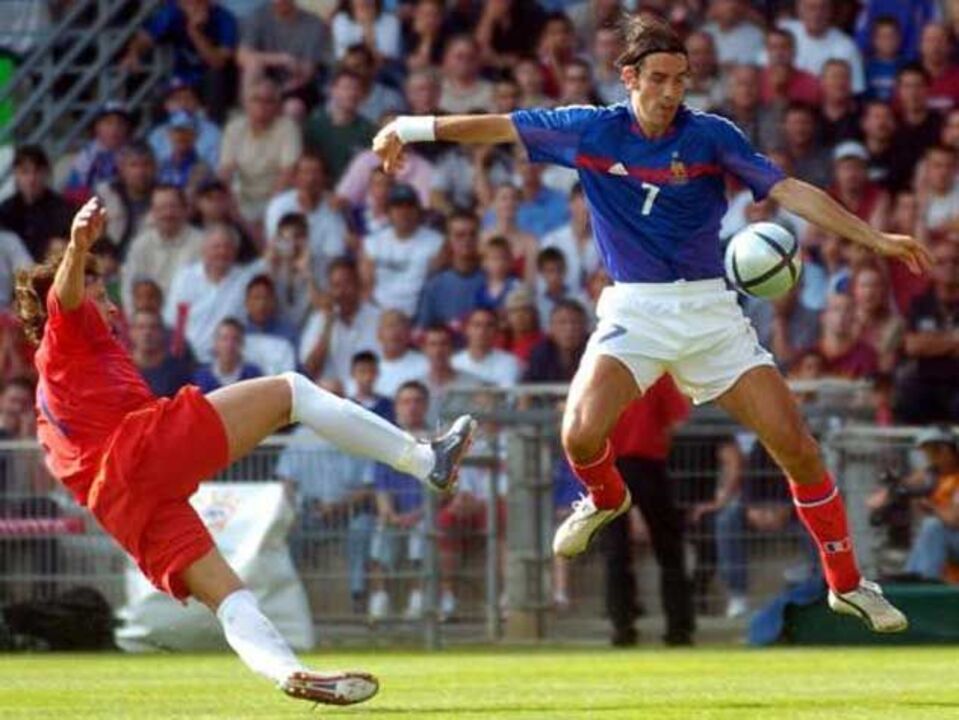 Robert Pires critica Raymond Domenech 