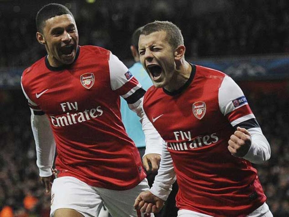 Arsenal renova patrocínio milionário com Emirates Airlines