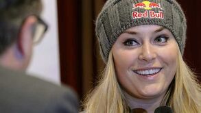 Esqui Alpino: Lindsey Vonn com "fortes dores intestinais"
