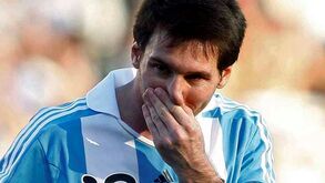 Messi e Falcão na corrida ao prémio Puskas