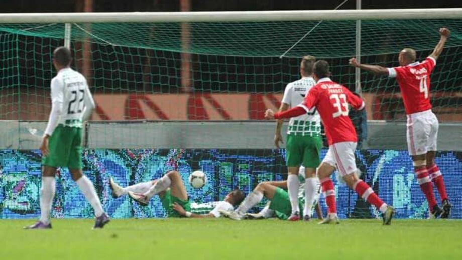 Carrossel que desgasta