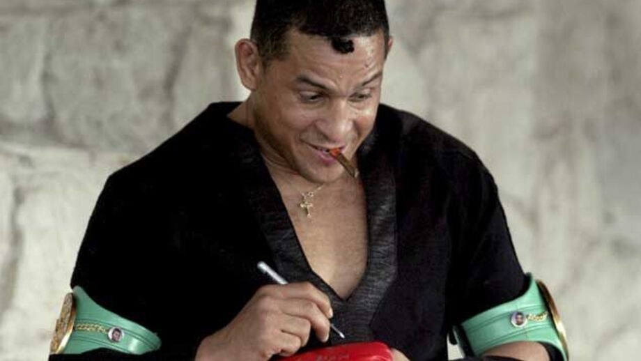 Boxe: Antigo campeão do Mundo entre a vida e a morte