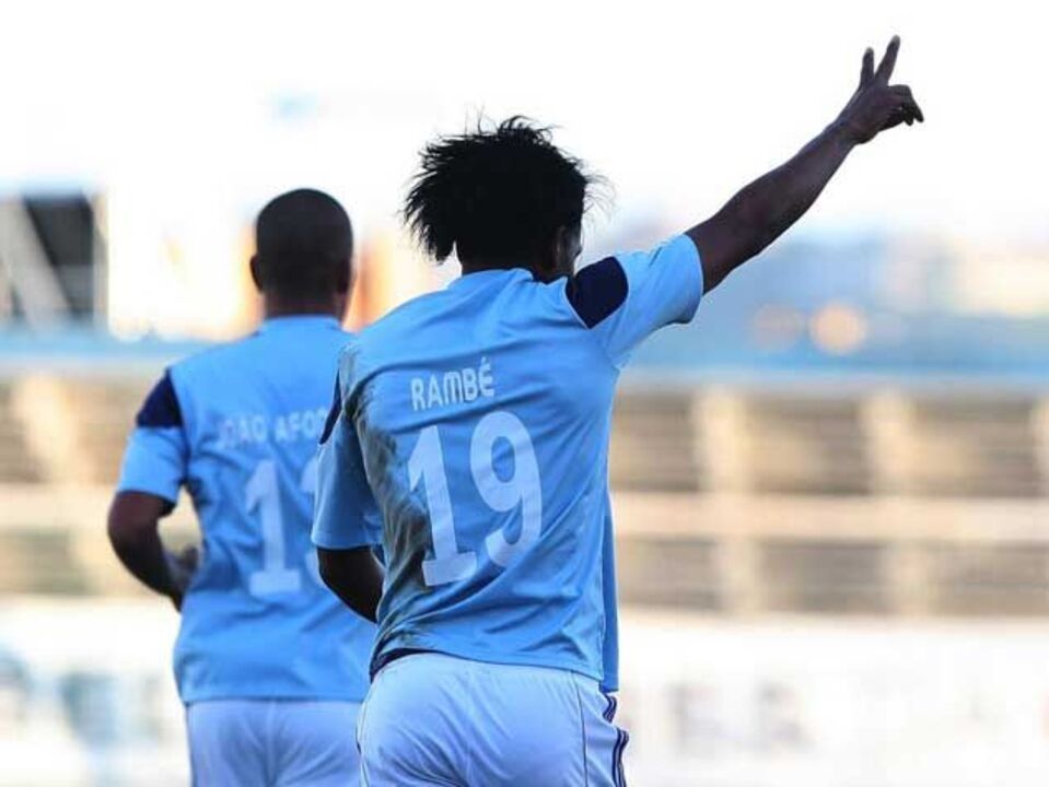 Belenenses-Fabril, 4-0: Bis de Rambé conduz "azuis" aos quartos-de-final