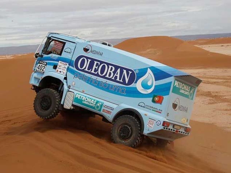Africa Eco Race: Elisabete Jacinto reforça 2.º lugar