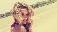 Com Carlye Denise é uma 'coboiada'
