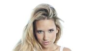 Com Carlye Denise é uma 'coboiada'