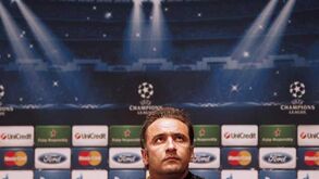 Vítor Pereira: «Zlatan e Ménez não ganham sozinhos»