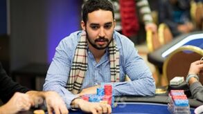 Jelassi lidera finalistas em Praga