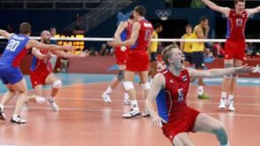 Torneio olímpico de voleibol: Rússia de ouro frente ao Brasil