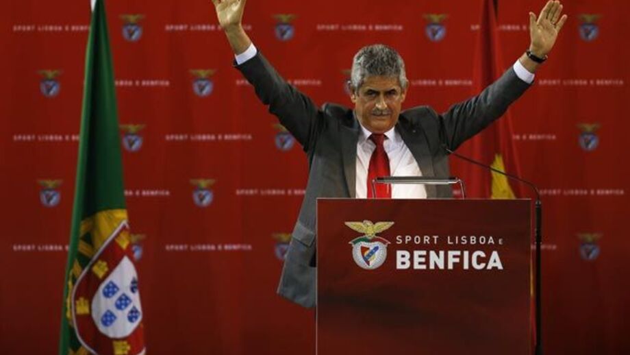 A longa cadeira do poder