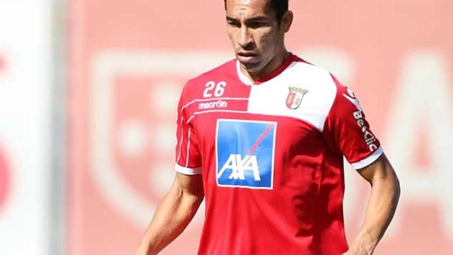 Paulo Vinícius joga na Liga