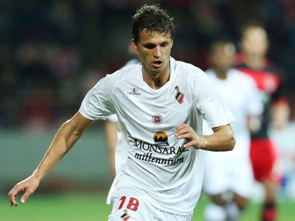 Vítor Vinha já não joga pelo Olhanense