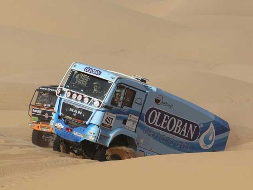 Elisabete no pódio da Africa Eco Race