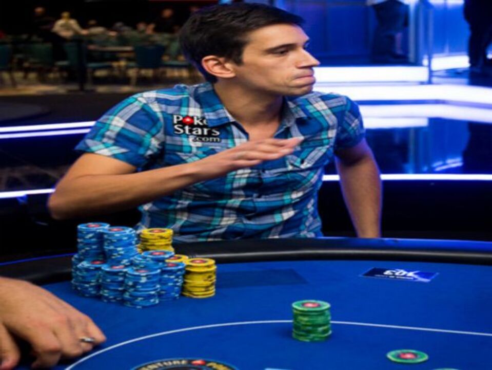 Nogueira entra com 10 e sai com 165.900 dólares