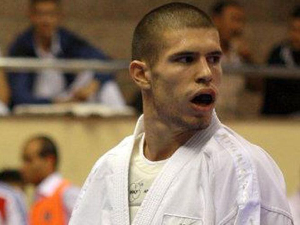 Karate: Filipe Reis conquista medalha de prata