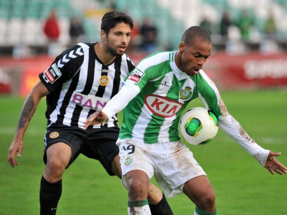 V. Setúbal-Nacional, 0-2: Alvinegros estragam adeus de Meyong