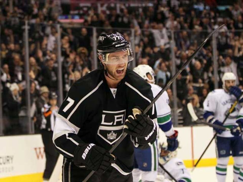 NHL: Jeff Carter salva campeões