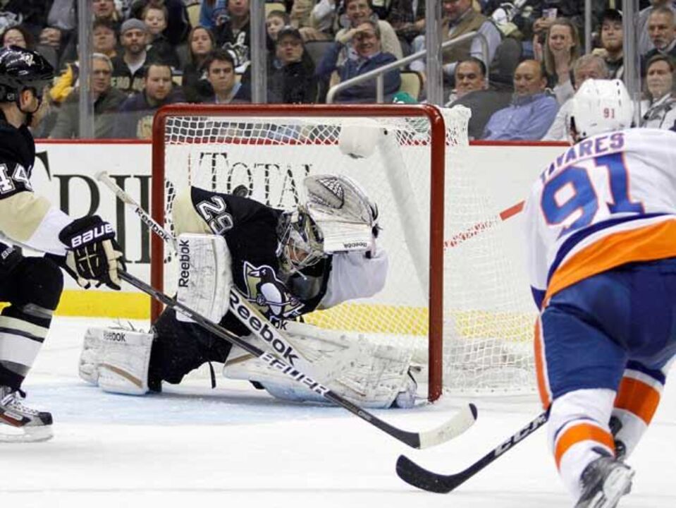 NHL: Tavares ajuda a silenciar Pittsburgh