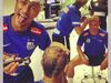 Neymar converte Leo à 'lei do moicano'