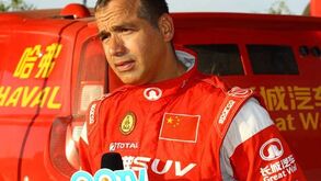 Carlos Sousa prepara participação regular