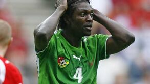 Presença de Adebayor confirmada