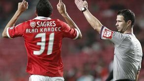 Kardec fica no plantel