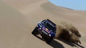 Dakar'2013: Al-Attiyah forçado a abandonar 