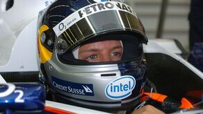 Os capacetes da vida de Vettel