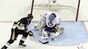 NHL: Toronto estraga regresso a casa dos Penguins