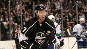 NHL: Jeff Carter salva campeões