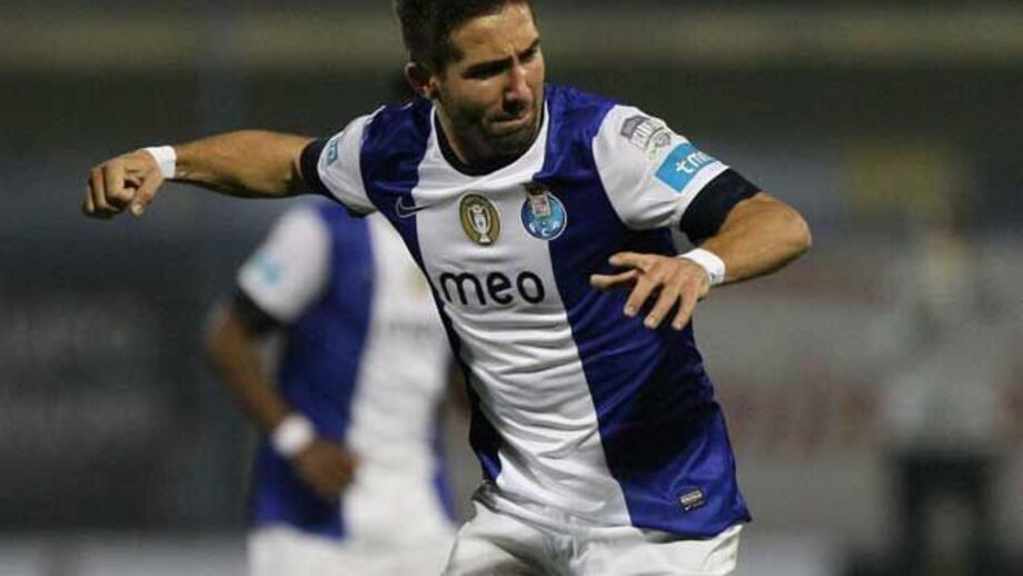 João Moutinho é o médio de 2012