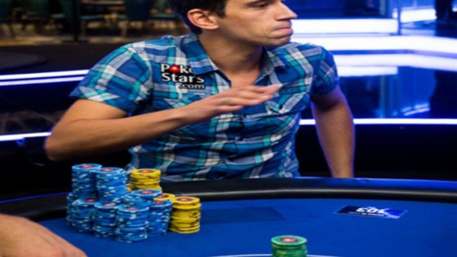 Nogueira entra com 10 e sai com 165.900 dólares