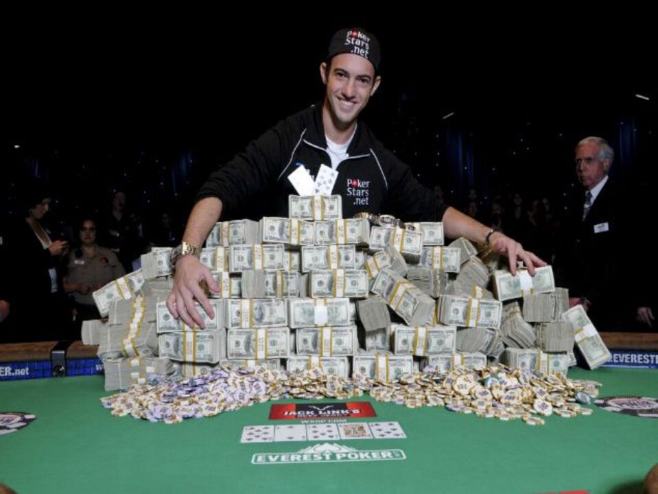 Joe Cada volta a jogar na PokerStars