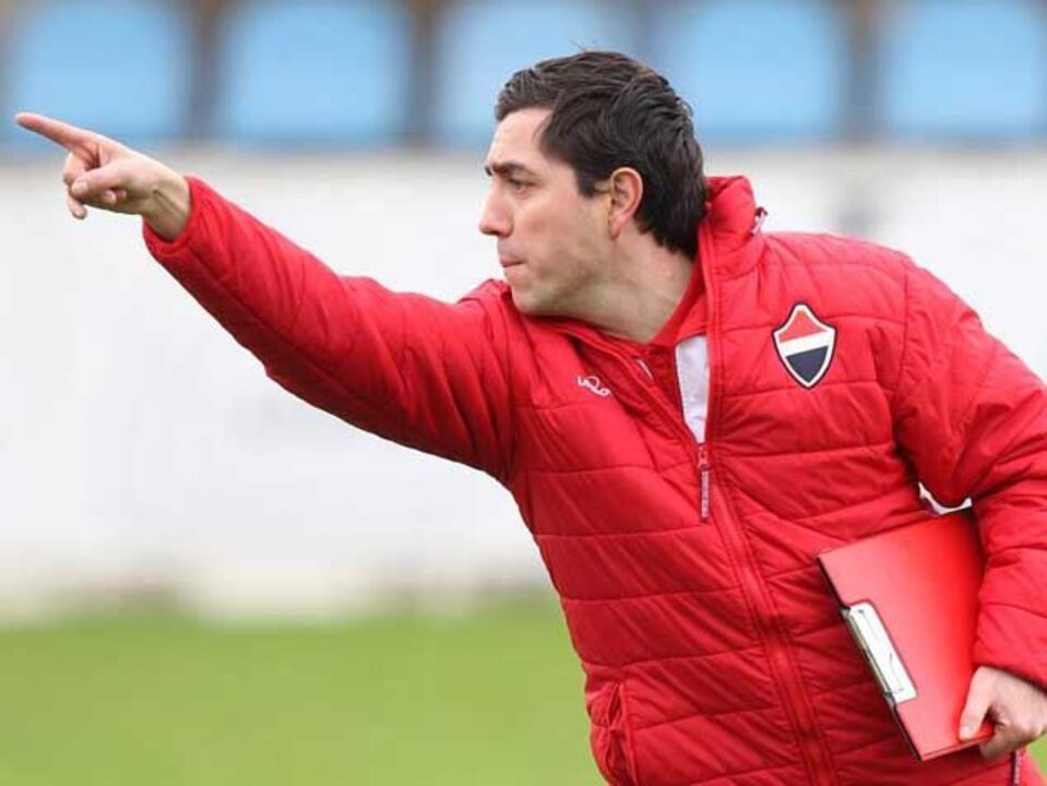 Trofense-Penafiel, 1-0: Luiz Alberto decide