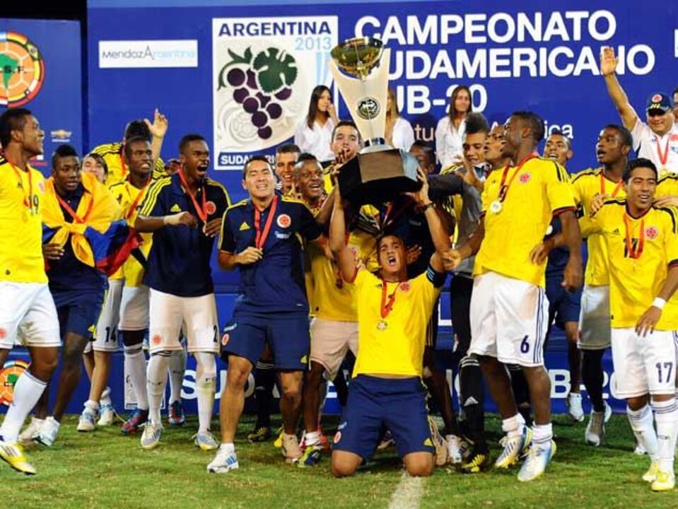 Benfiquista Derlis González falha conquista do Sul-Americano Sub-20