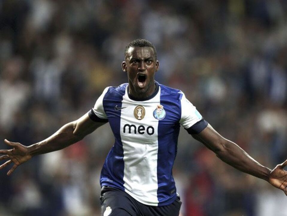 Jackson vale 48 pontos