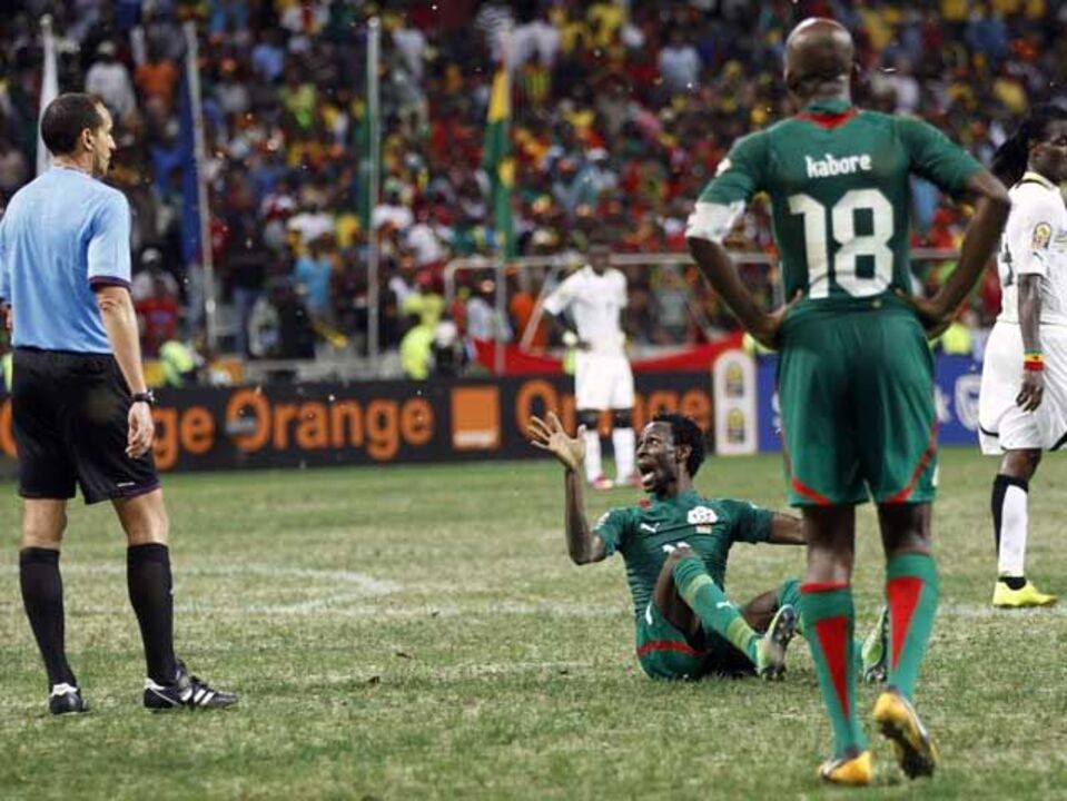 Pitroipa pode disputar a final