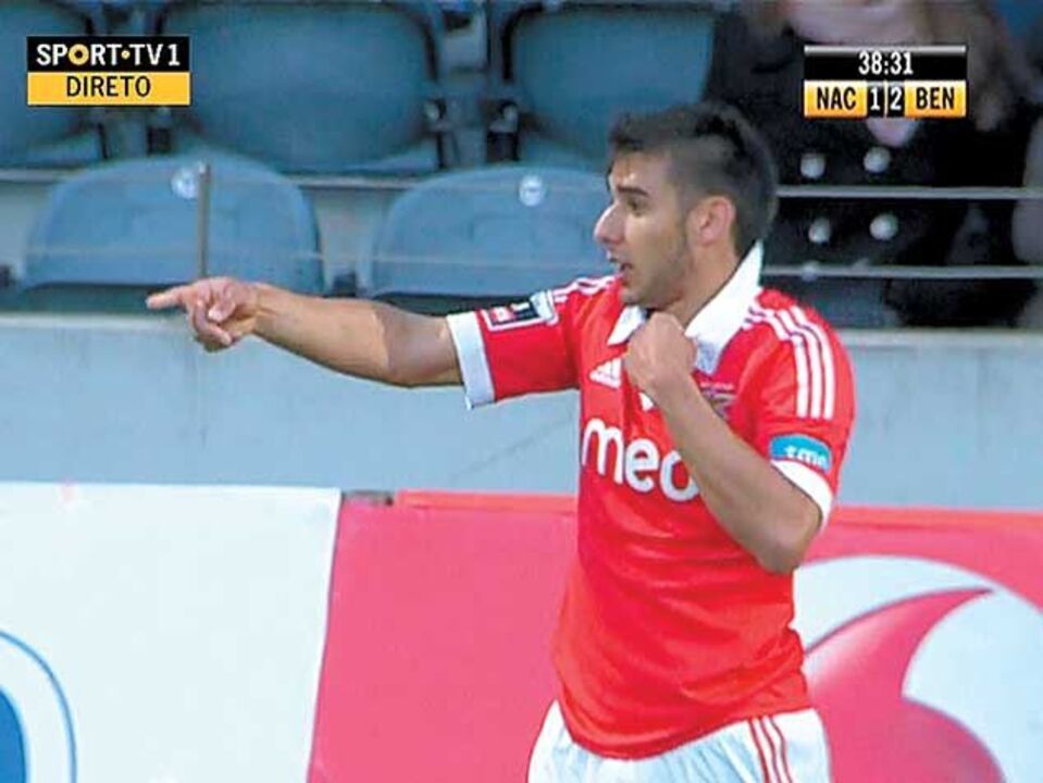 Salvio: «Queres trocar a camisola?»