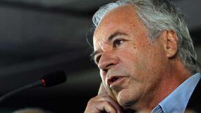 Godinho Lopes: «Presidente do Benfica quis negociar Insúa»