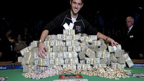 Joe Cada volta a jogar na PokerStars