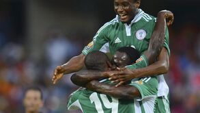 Sexo à borla para nigerianos