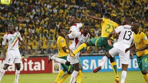 N'Diaye revê Elderson no caminho para a final