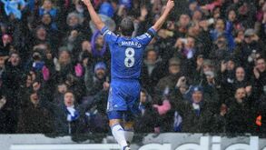 Lampard espreita o golo 200