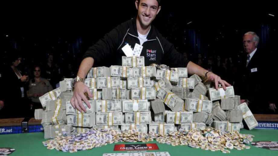 Joe Cada volta a jogar na PokerStars
