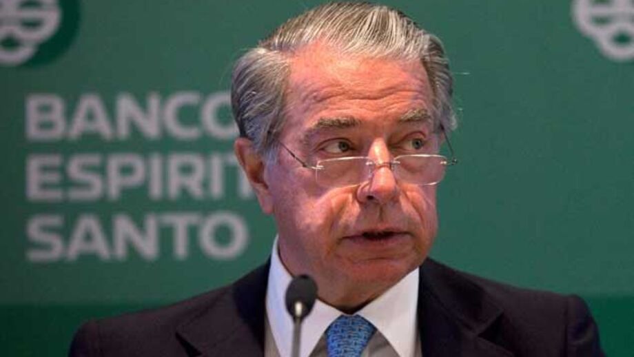 BES passa de prejuízos a lucros de 96 milhões