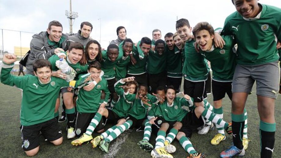 Sporting vence taça com golo de penálti