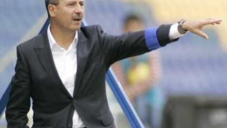 Desp. Aves-Naval, 1-0: Professor Neca trouxe vitória